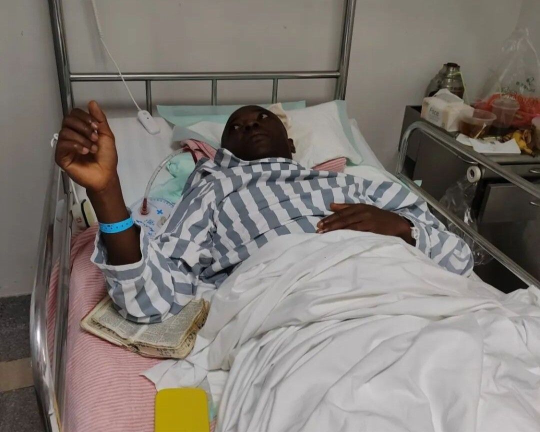 开云体育下载入口-阿萨莫阿手术主刀医生：他需3个月恢复期，重返赛场问题不大