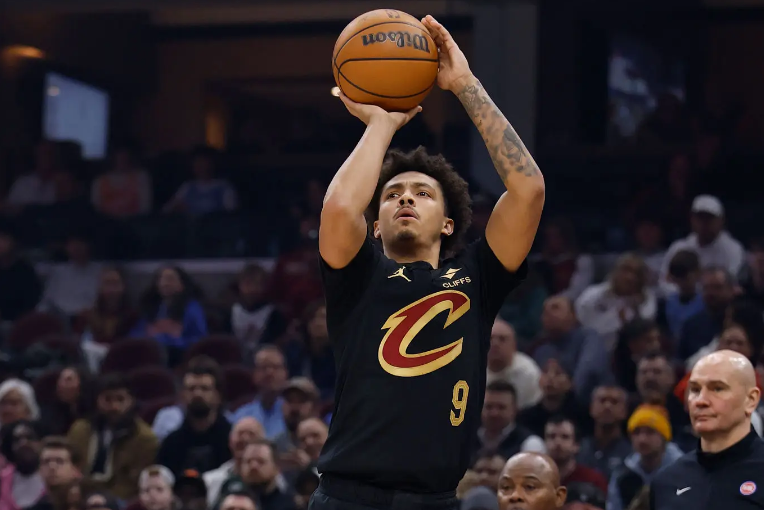 开云体育下载入口-不断抢下前场篮板，骑士替补后场在这方面的能力确实是相当突出？